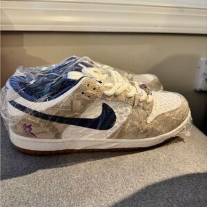 Beige and Navy Sneakers with White Accents